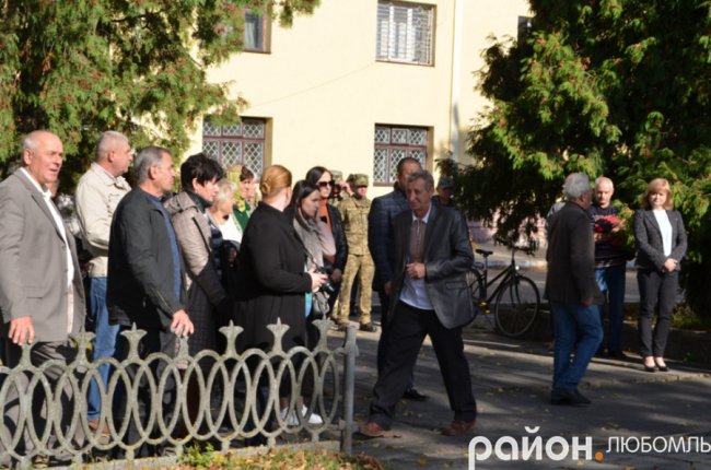 З піснями і подяками: як у Любомлі вшановували захисників України