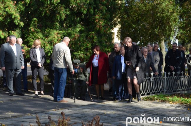 З піснями і подяками: як у Любомлі вшановували захисників України