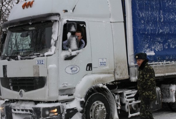 Як на Волині рятували села від ізоляції, а машини – з заторів. ФОТО