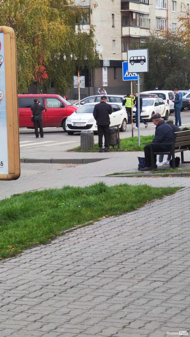 У Луцьку на Кравчука – аварія: зіткнулися дві автівки