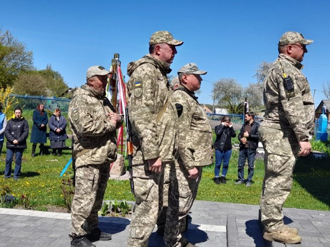 У Луцькому районі поховали 26-річного Героя Дмитра Шеремета