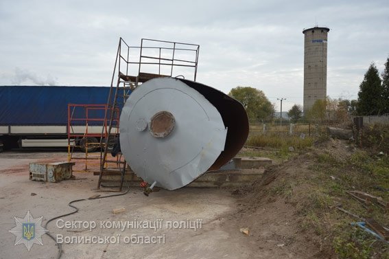 У поліції прокоментували трагедію на волинському заводі. ФОТО. ВІДЕО