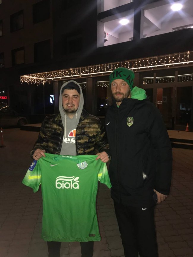 З футболістом Денисом Шеліховим