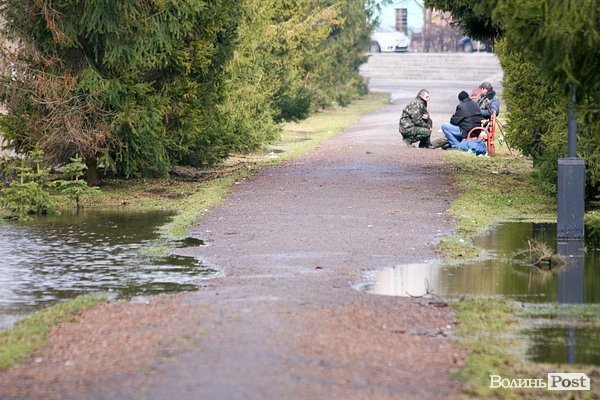 Повінь у Луцьку. ФОТО. ВІДЕО