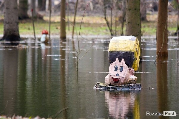 Повінь у Луцьку. ФОТО. ВІДЕО