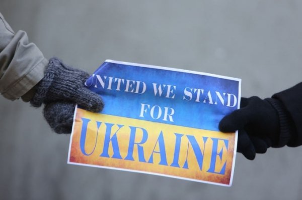 Литва підтримала Євромайдан «живим ланцюгом». ФОТО. ВІДЕО