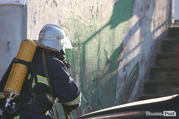 Пожежа в центрі Луцька. ФОТОРЕПОРТАЖ