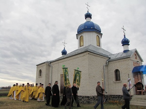 Неподалік Луцька освятили новий храм – «місце спасіння». ФОТО