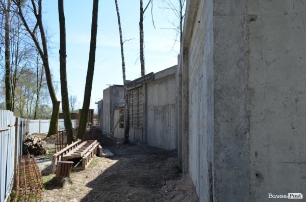 У Луцьку поляки проінспектували хід реконструкції міського зоопарку. ФОТО