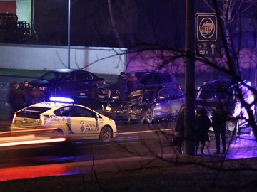Аварія в Луцьку: в автівок розтрощені передки. ФОТО