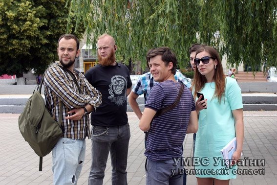 Щоб перевірити реакцію лучан, правоохоронці влаштували вибух. ФОТО. ВІДЕО