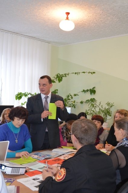 Луцьких педагогів навчали як діяти у надзвичайних ситуаціях. ФОТО