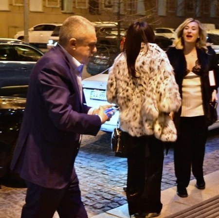 Як заробити 3 мільйони доларів у власний день народження