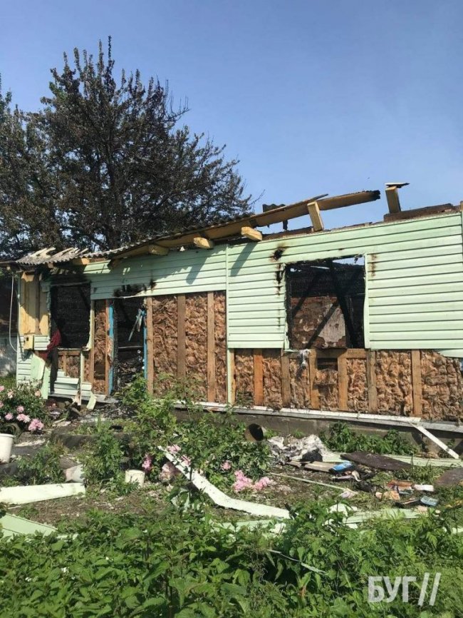 Вогонь знищив все нажите: на Волині багатодітна сім'я потребує допомоги