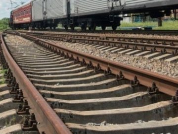 Поїзд «Козятин-Ковель» на смерть переїхав людину