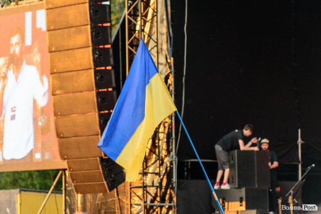 Казали «гречка», але підспівували: як у Луцьку минув безкоштовний концерт «Океану Ельзи». ФОТО 