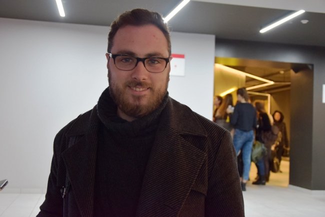 У Луцьку пенсіонери безкоштовно подивилися фільм «Богемна Рапсодія»