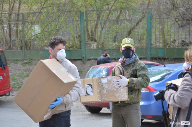 Парубій привіз допомогу медикам Волині, що в епіцентрі боротьби з коронавірусом. ФОТО