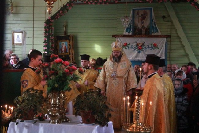 Владика Михаїл відвідав волинське село. ФОТО