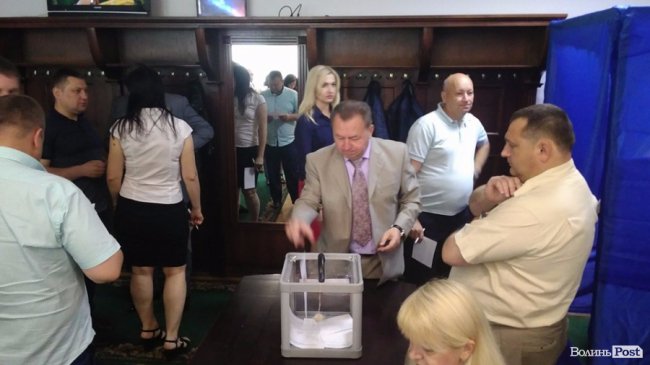 Офіційно: Луцькрада залишилася без секретаря