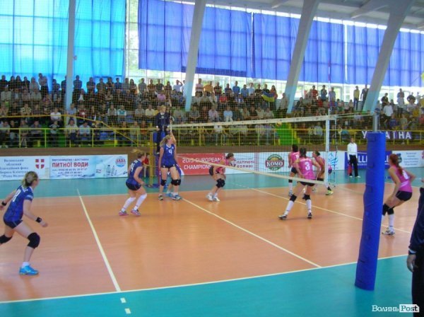 «Суперволейбол» у Луцьку: Україна ‒ Франція 3:1