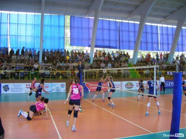 «Суперволейбол» у Луцьку: Україна ‒ Франція 3:1