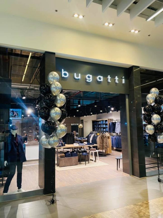 У ТРЦ «ПортCity» – відкриття фірмового магазину «Bugatti»*