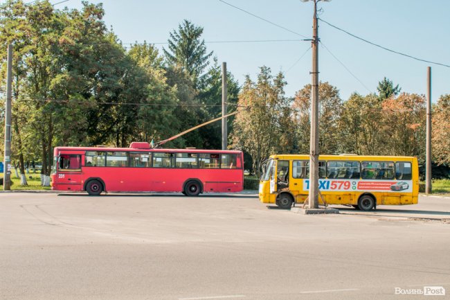 «Хто живе на ЛПЗ, тому у житті везе»: день на луцькому районі контрастів. ФОТО
