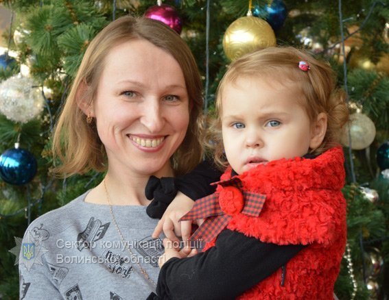 Новорічний ранок для дітей поліцейських Волині