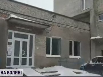 На Волині чоловік порізав брата, дружину та поліцейського: повідомили про стан потерпілих. ВІДЕО