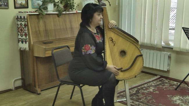 Тріо бандуристок з Луцька гастролювали закордоном та збирали гроші для ЗСУ