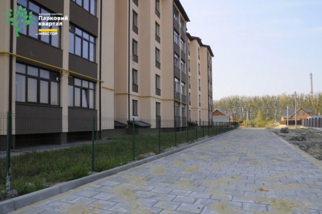 У ЖК «Парковий квартал» розпочали перекриття другого будинку. ФОТО*