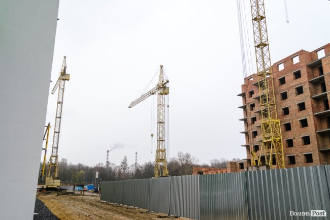 Затишне місце для кожного: у Луцьку продовжують будувати «карамельний» житловий комплекс. ФОТО*