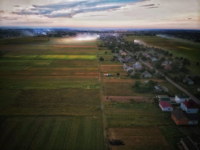 «Підпалювальний» сезон: на Волині масово палять сміття. ФОТО