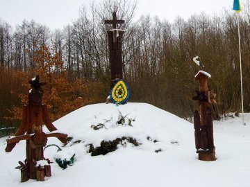 На Волині почали відновлювати історичний комплекс в урочищі Вовчак