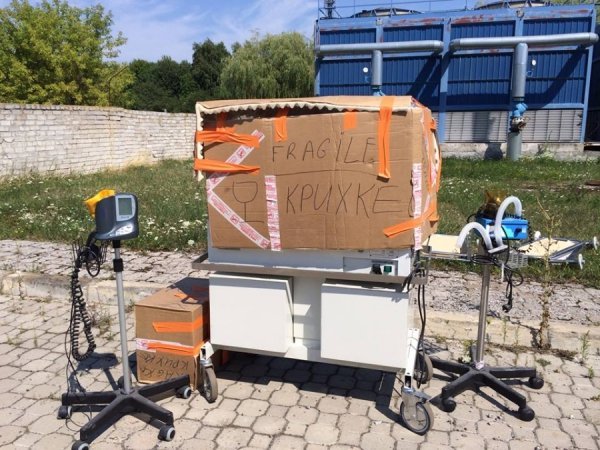 Патріоти з Францї передали допомогу волинським лікарням. ФОТО