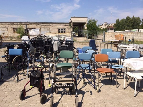 Патріоти з Францї передали допомогу волинським лікарням. ФОТО