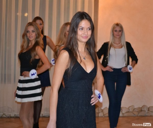Як дівчата готуються до конкурсу «Міс Принцеса України». ФОТО