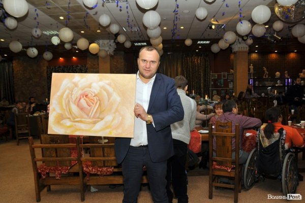 Майстерки, фотозони, аукціон: у Луцьку влаштували свято для особливих дітей