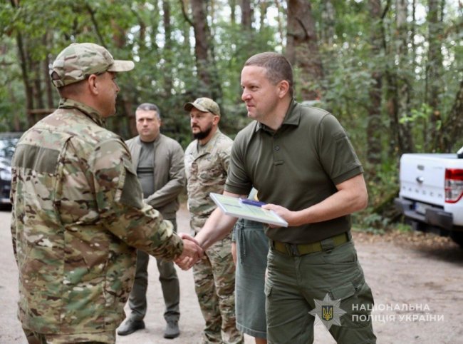 На Волині поліцейським стрілецького батальйону вручили державні відзнаки