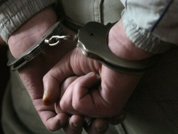 У Луцьку спіймали злодія, який викрав з авто гроші і iPhone