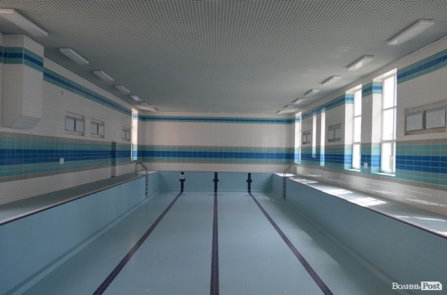 Школа дійсно вражає: Савченко відвідав «багатостраждальний» довгобуд у Луцьку