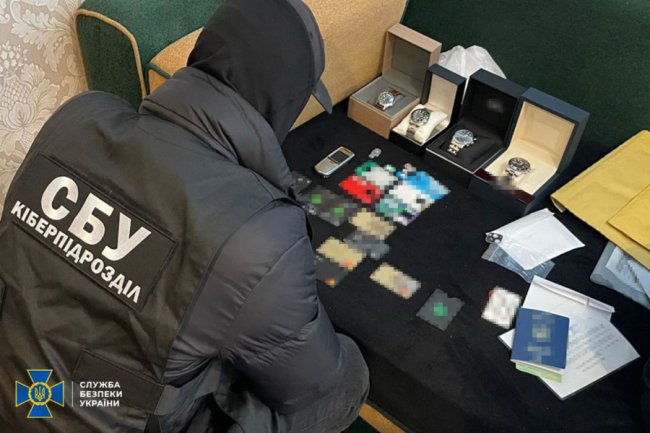 «Зламали стартап»: СБУ ліквідувала міжнародну групу шахраїв на старті діяльності