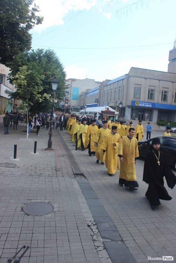 У Луцьку намалювали ікону на честь розстріляних у Луцьку в’язнів. ФОТО