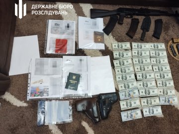 Полковник Міноборони України за хабарі переправляв військовозобов’язаних за кордон. ВІДЕО