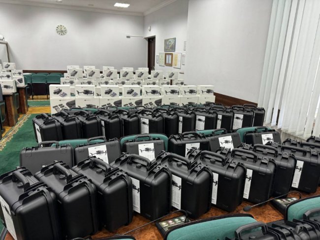 Із Луцька відправляють на фронт партію допомоги на 30 мільйонів