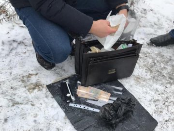 На Волині сільський голова погорів на хабарі. ФОТО