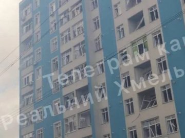 Ракетний удару по Хмельницькому: пошкоджені багатоповерхівки, двоє поранених. ОНОВЛЕНО