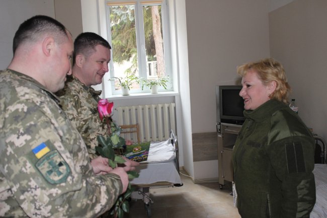 На Волині провели патріотичну акцію «Шануймо маму солдата». ФОТО