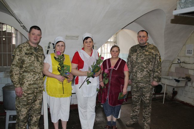 На Волині провели патріотичну акцію «Шануймо маму солдата». ФОТО